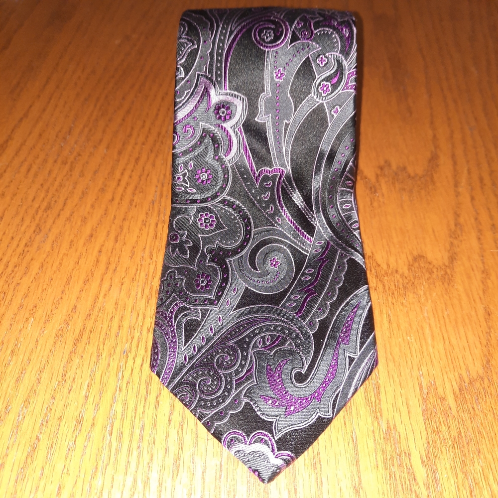 Croft & Barrow Paisley Silk Tie – Black & Purple Sophisticated Formalwear